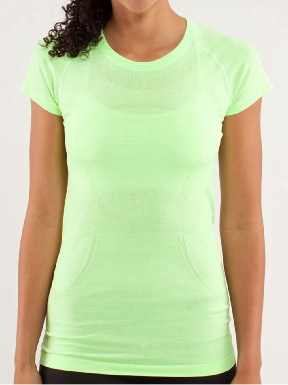 Lululemon Swiftly Short Sleeve Athletic Top Women’s Size 6 in Light Green